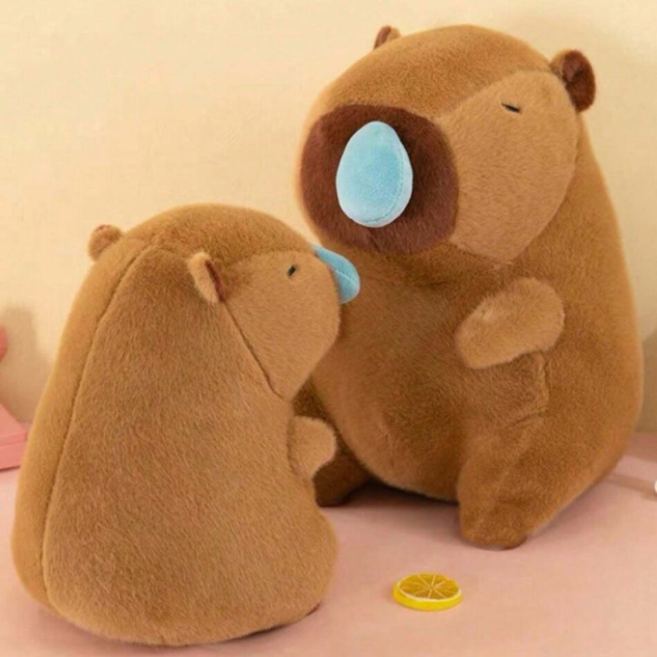 Plüsch Capybara 35 cm