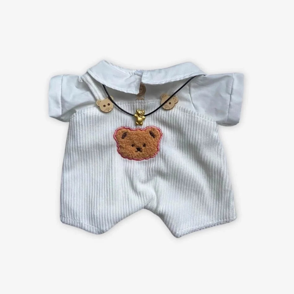 Teddybär Im Weißen Overall